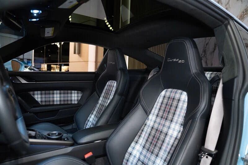 2025 Porsche 992 Turbo - Image 26 of 31
