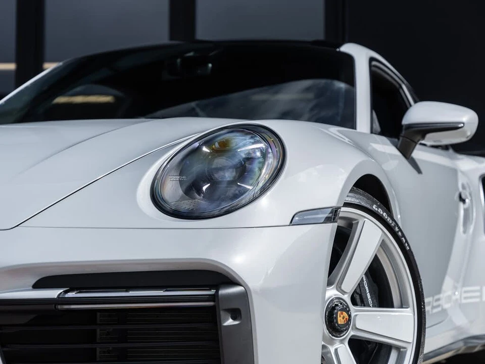 2025 Porsche 992 Turbo - Image 25 of 31