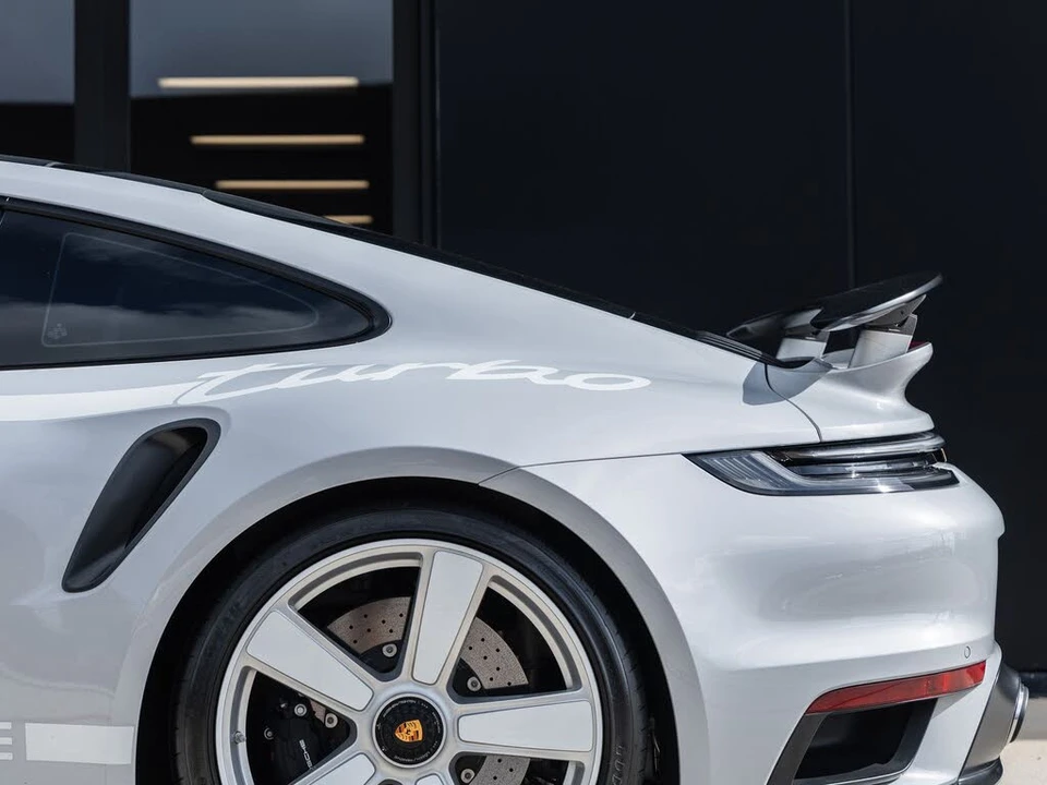 2025 Porsche 992 Turbo - Image 22 of 31