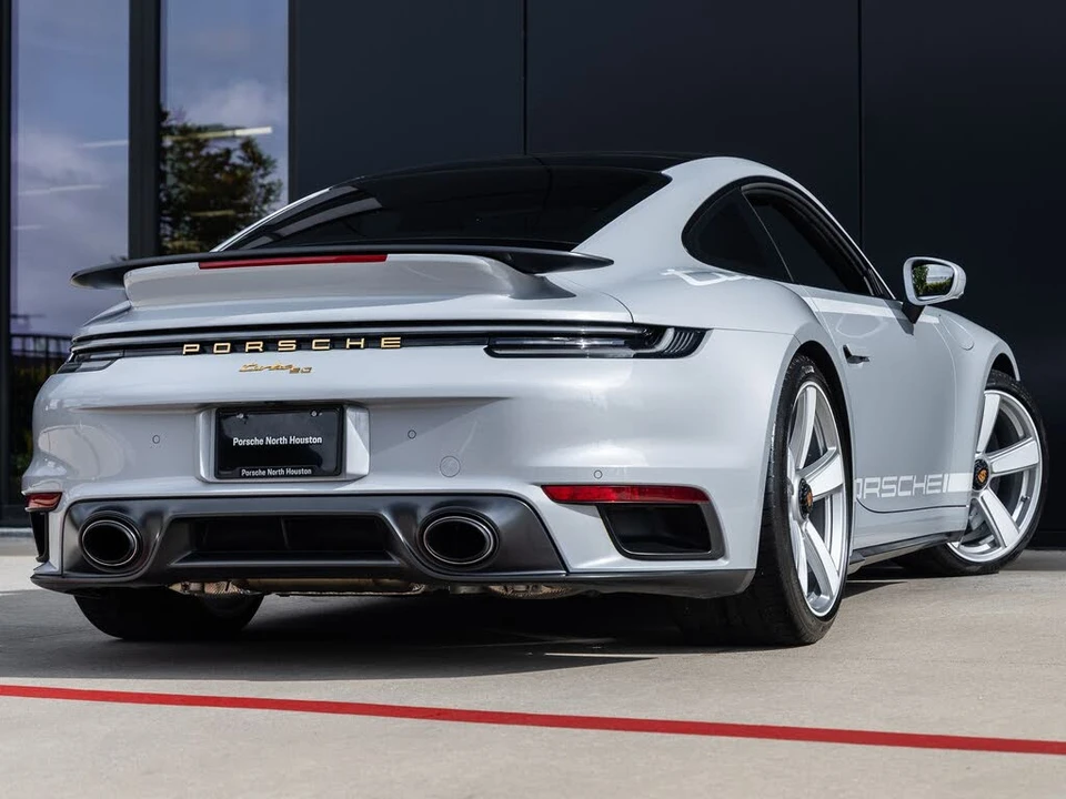 2025 Porsche 992 Turbo - Image 13 of 31