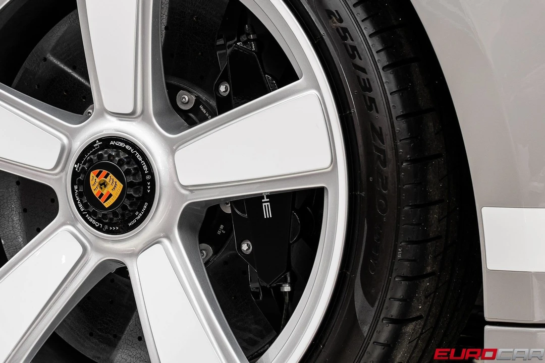 2025 Porsche 992 Turbo - Image 24 of 31