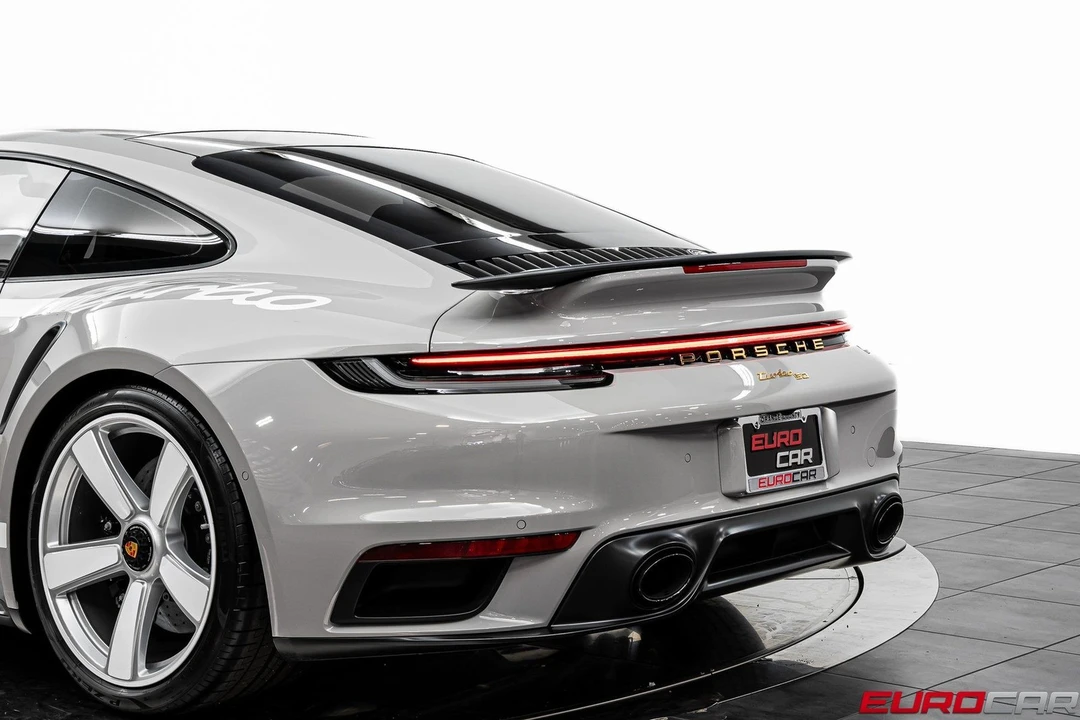 2025 Porsche 992 Turbo - Image 17 of 31