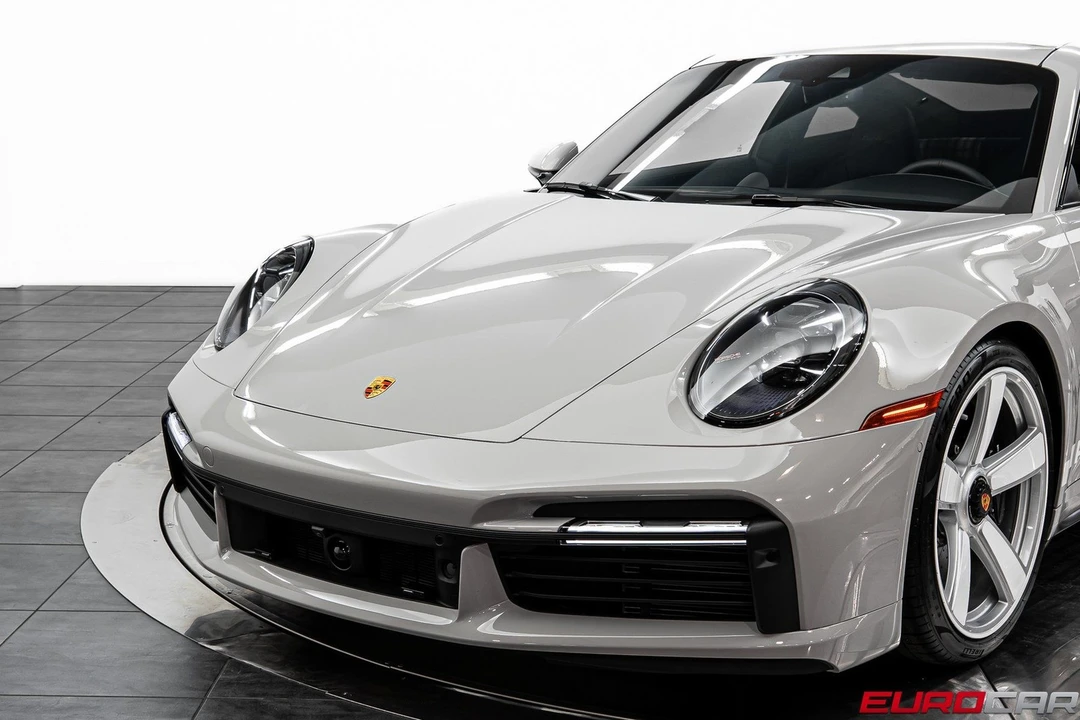 2025 Porsche 992 Turbo - Image 13 of 31