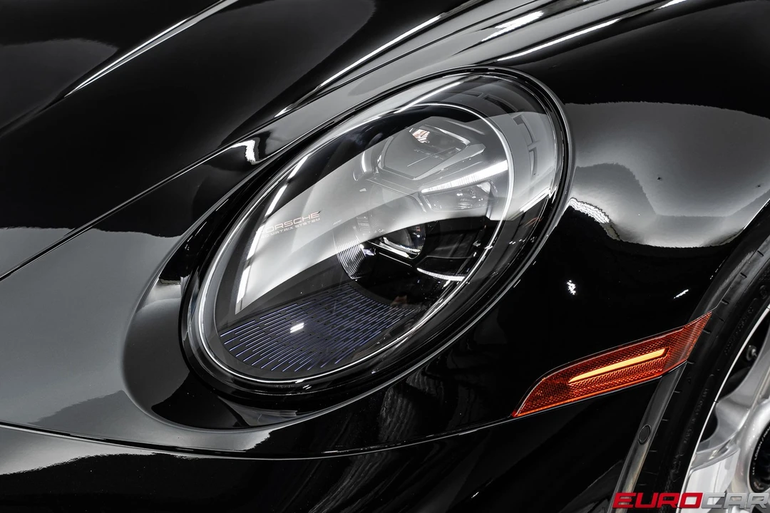 2025 Porsche 992 Turbo - Image 11 of 31