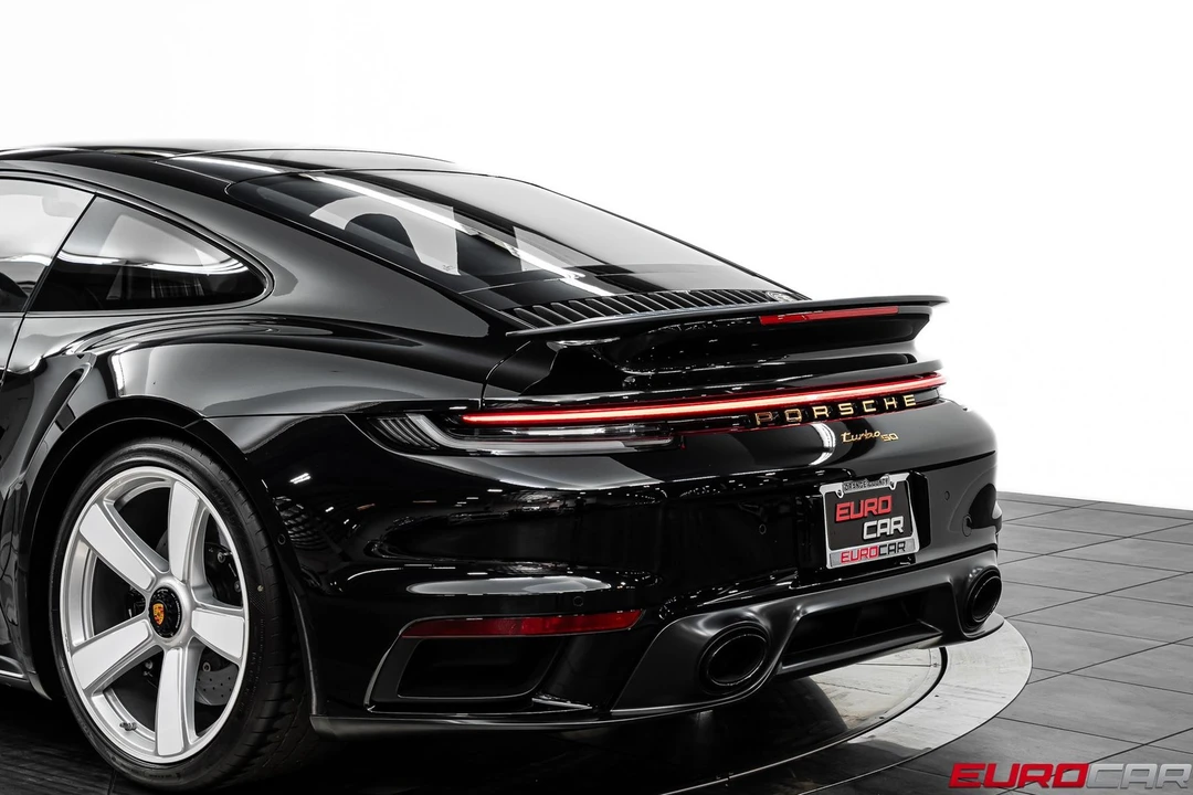 2025 Porsche 992 Turbo - Image 15 of 31