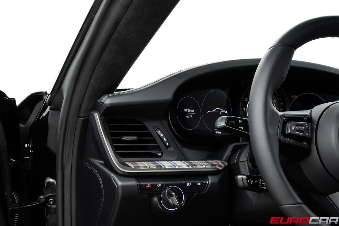 2025 Porsche 992 Turbo - Image 25 of 31