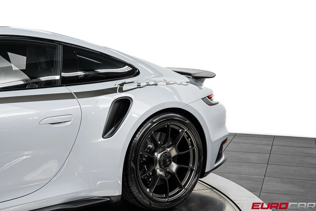 2025 Porsche 992 Turbo - Image 18 of 31