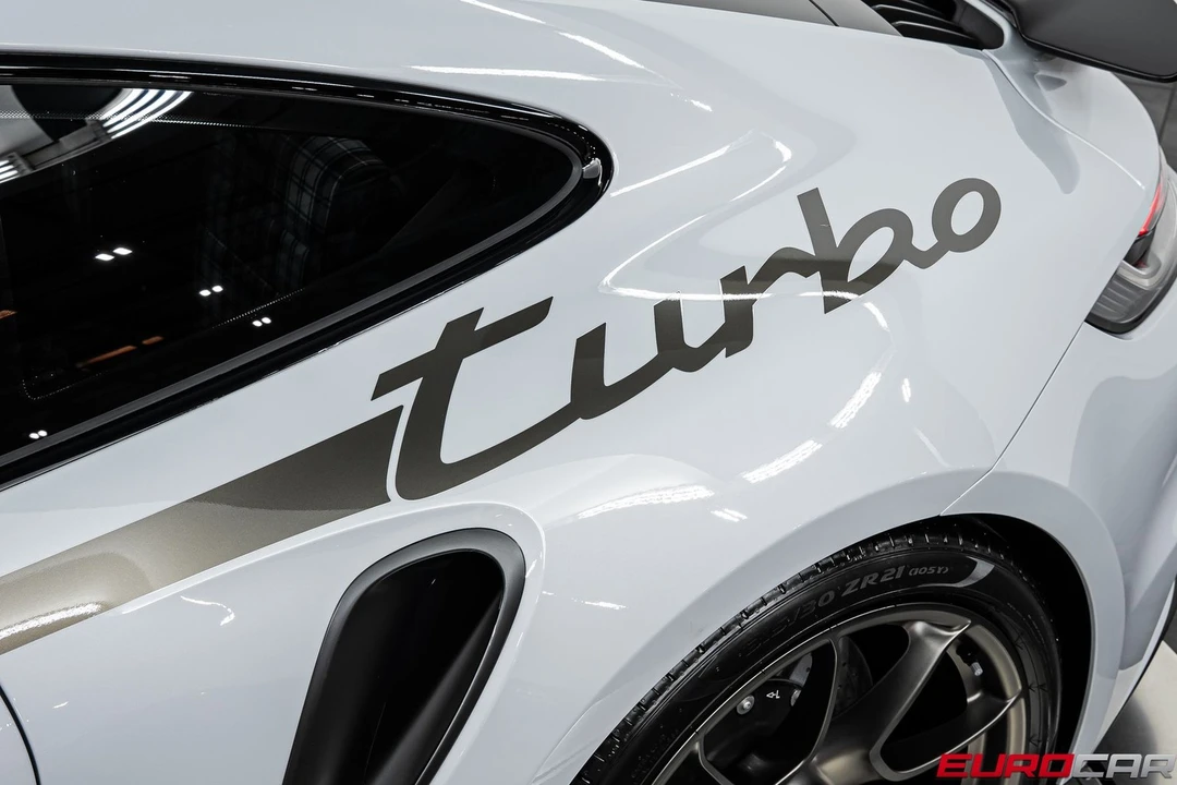 2025 Porsche 992 Turbo - Image 17 of 31