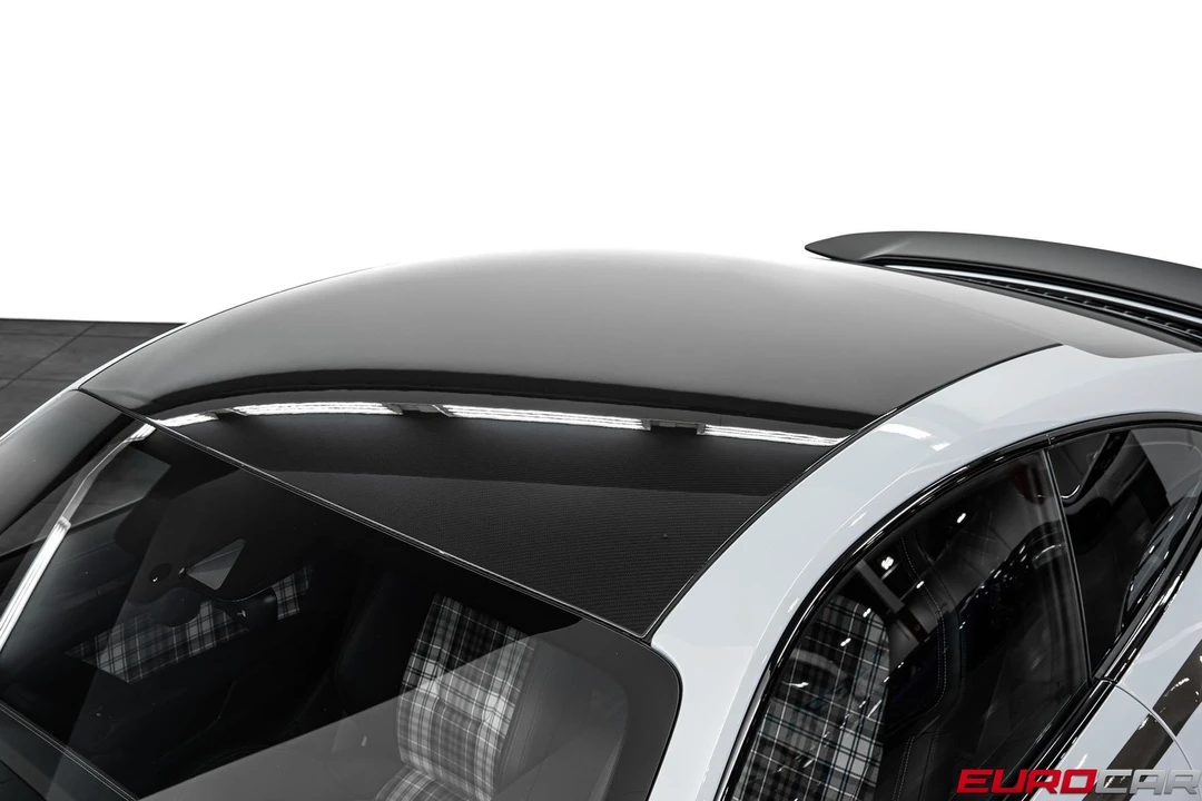 2025 Porsche 992 Turbo - Image 16 of 31