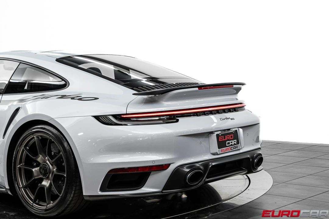 2025 Porsche 992 Turbo - Image 17 of 31