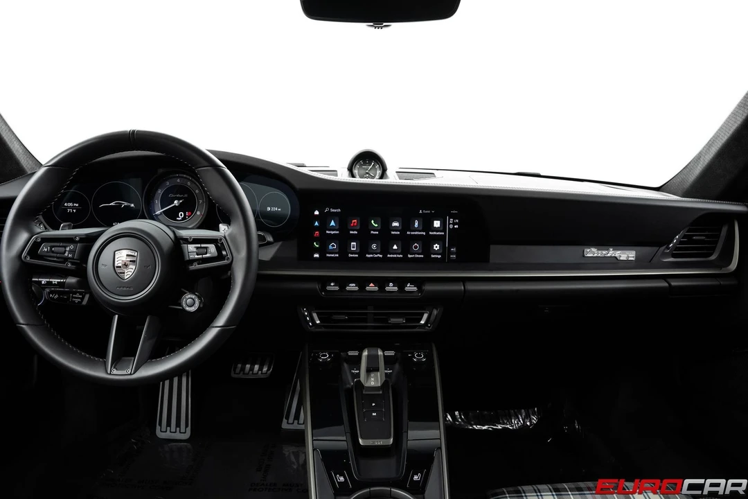 2025 Porsche 992 Turbo - Image 30 of 31