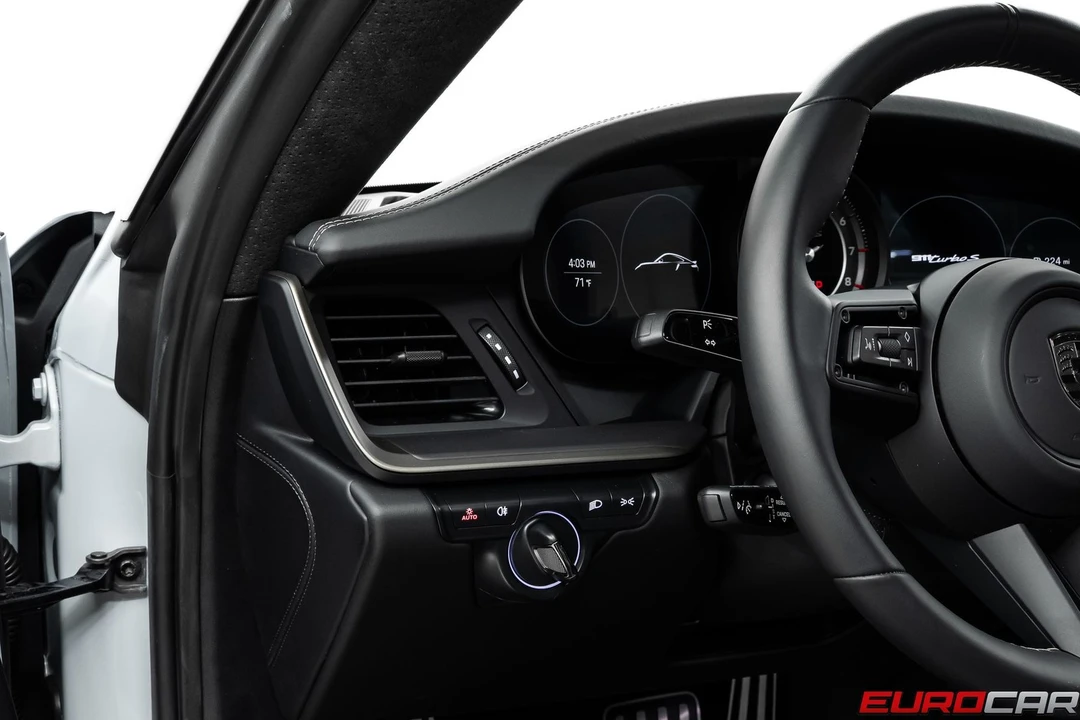 2025 Porsche 992 Turbo - Image 31 of 31