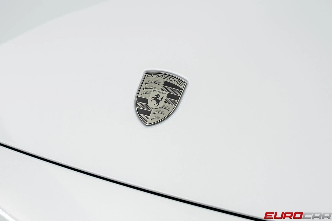2025 Porsche 992 Turbo - Image 12 of 31
