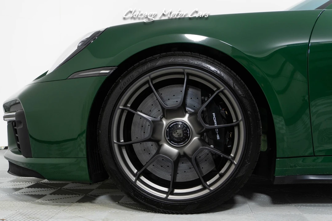 2025 Porsche 992 Turbo - Image 4 of 12