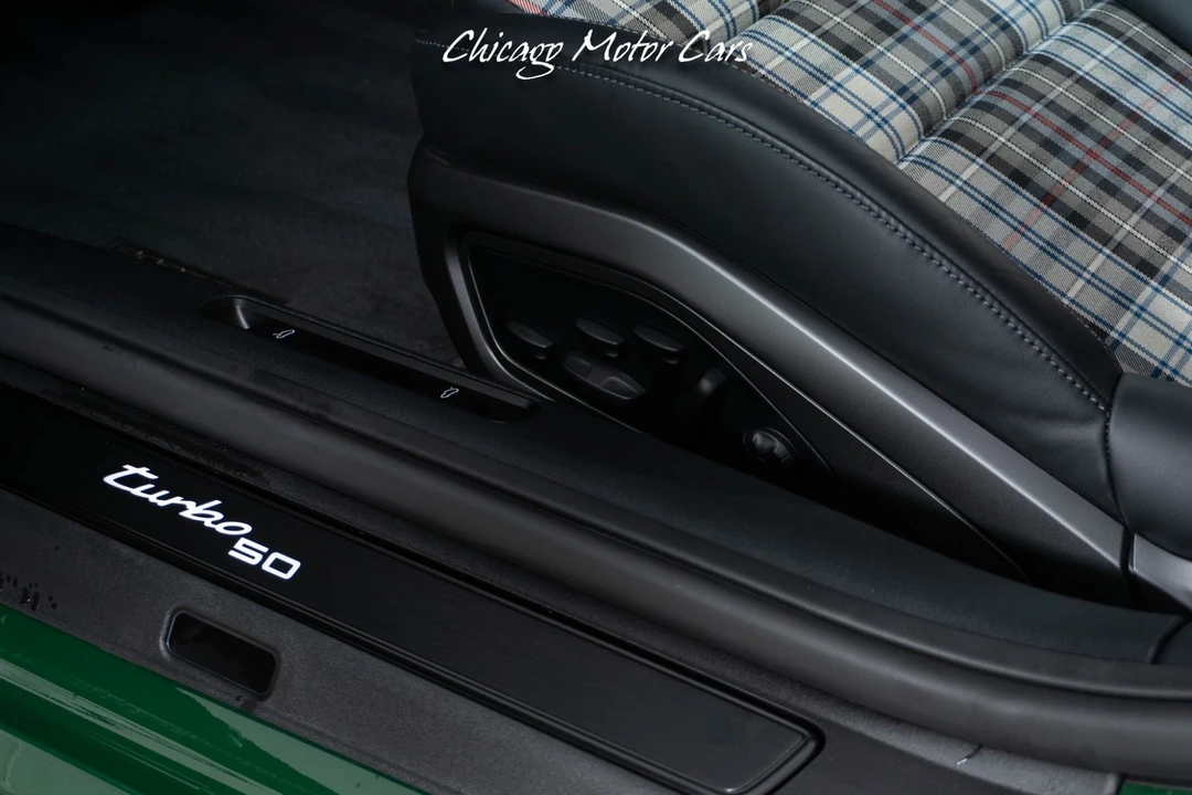 2025 Porsche 992 Turbo - Image 20 of 21