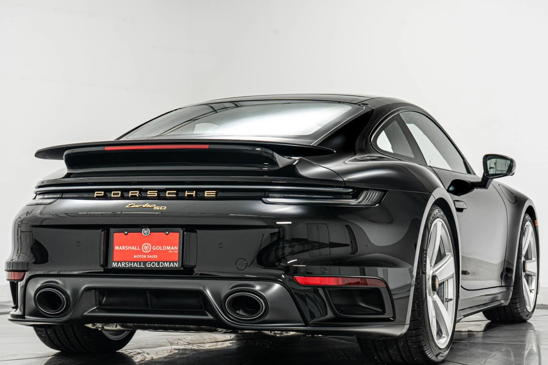 2025 Porsche 992 Turbo - Image 9 of 21