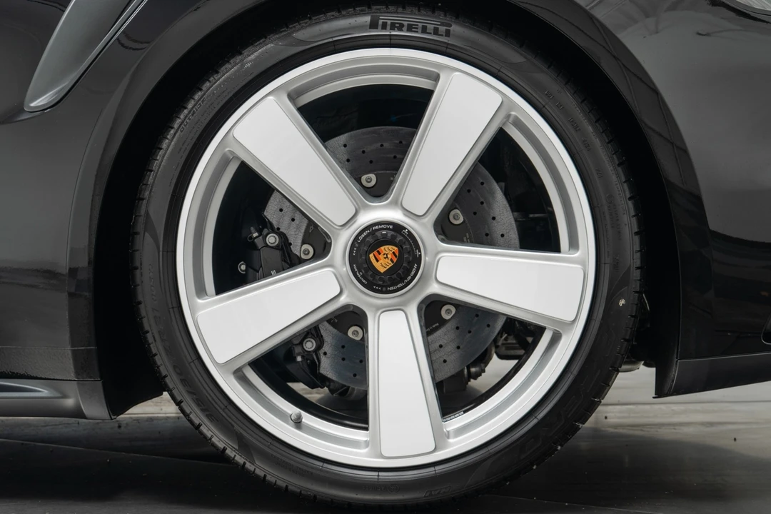 2025 Porsche 992 Turbo - Image 11 of 21