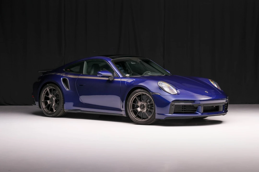 2025 Porsche 992 Turbo - Image 9 of 31