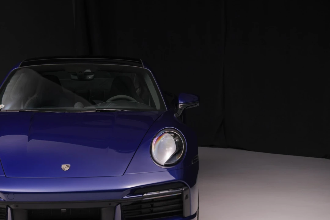 2025 Porsche 992 Turbo - Image 16 of 31