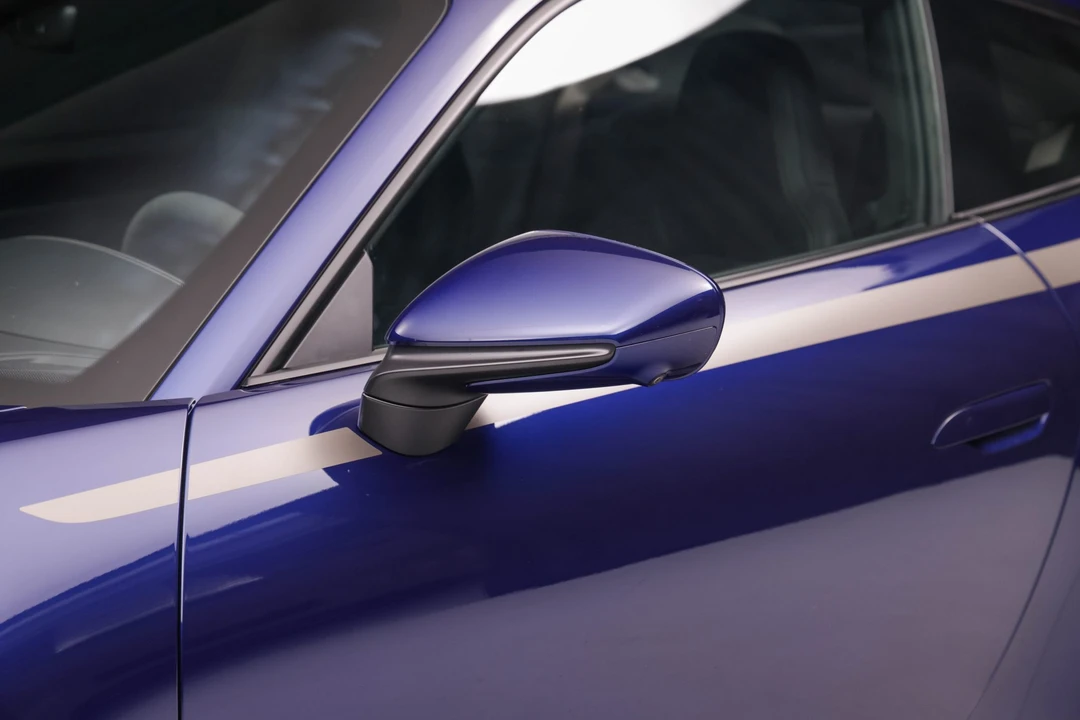 2025 Porsche 992 Turbo - Image 30 of 31