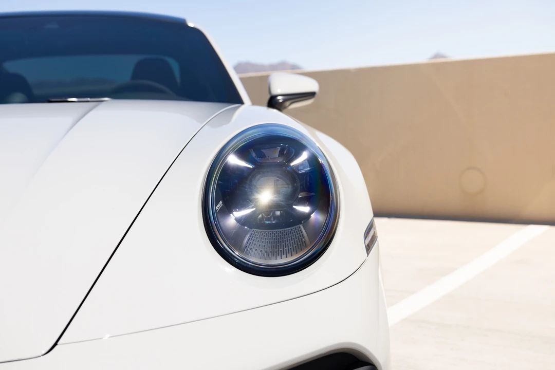2025 Porsche 992 Turbo - Image 20 of 31