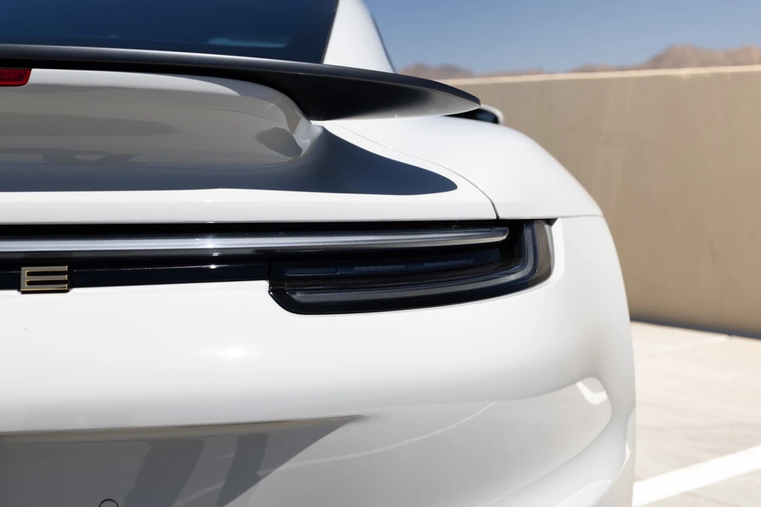 2025 Porsche 992 Turbo - Image 25 of 31