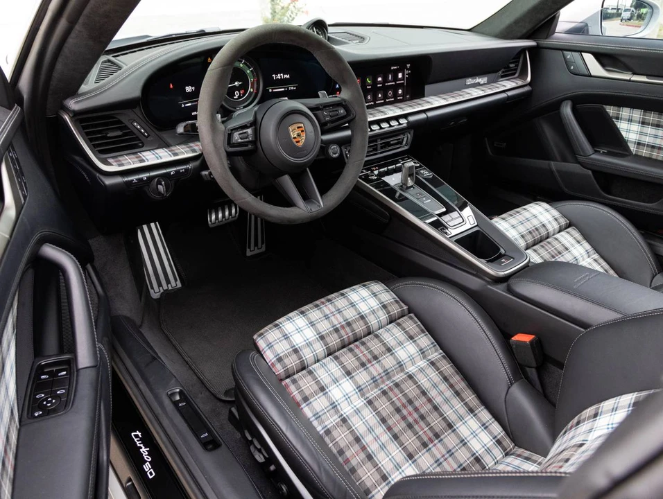 2025 Porsche 992 Turbo S - Image 4 of 5