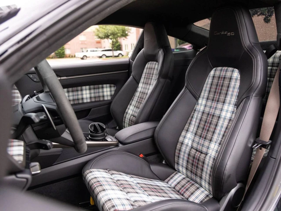 2025 Porsche 992 Turbo S - Image 4 of 4