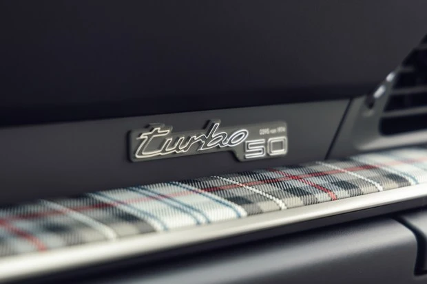 2025 Porsche 992 Turbo - Image 6 of 10