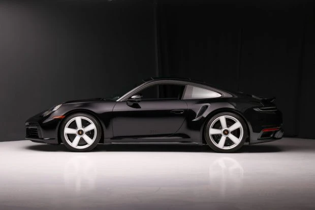 2025 Porsche 992 Turbo - Image 4 of 10