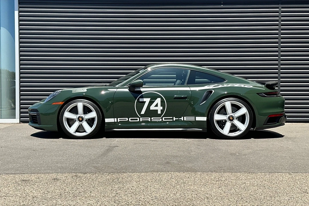 2025 Porsche 992 Turbo - Image 2 of 21