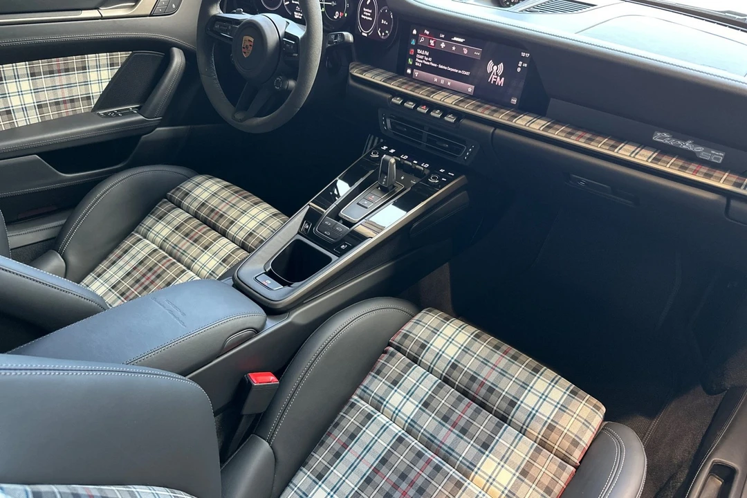2025 Porsche 992 Turbo - Image 17 of 21