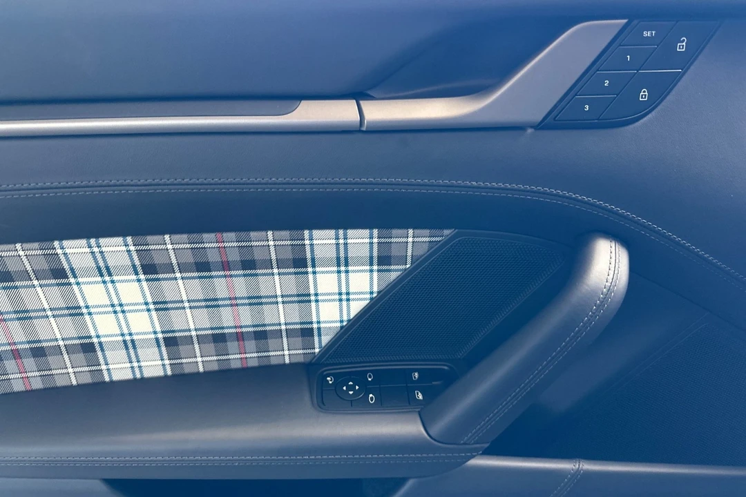 2025 Porsche 992 Turbo - Image 12 of 21
