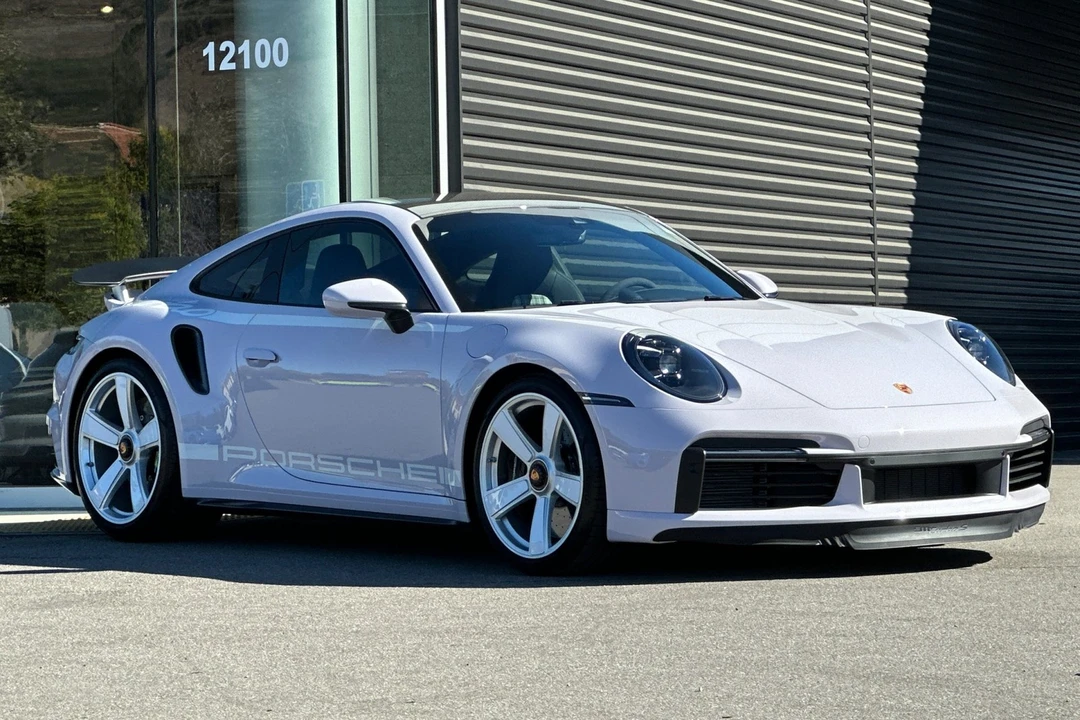2025 Porsche 992 Turbo - Image 10 of 21