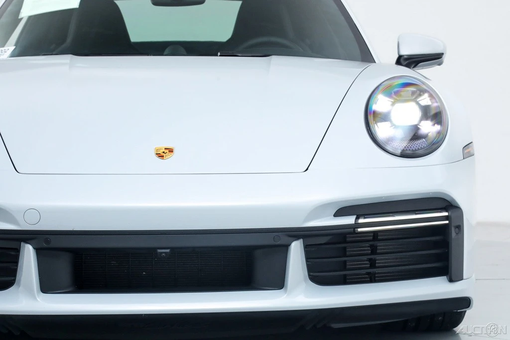 2025 Porsche 992 Turbo - Image 10 of 21