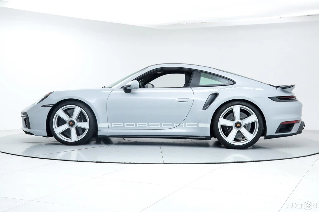 2025 Porsche 992 Turbo - Image 2 of 21