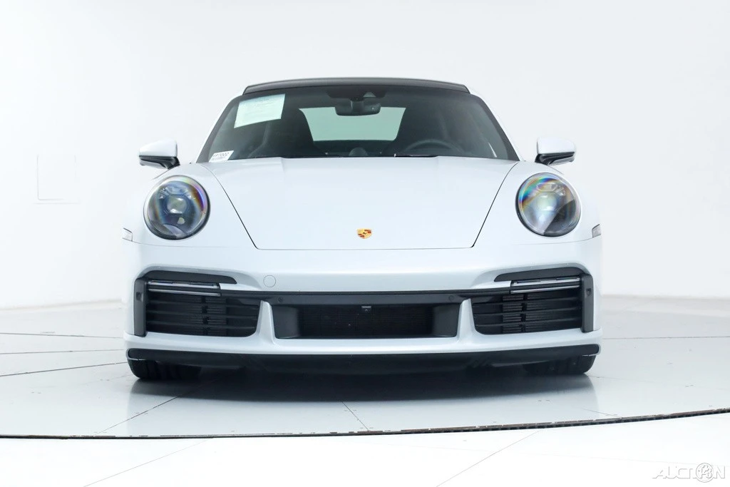 2025 Porsche 992 Turbo - Image 8 of 21