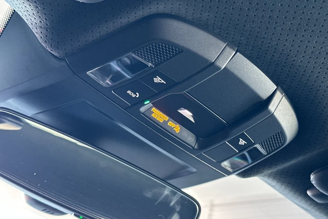 2025 Porsche 992 Turbo - Image 20 of 21