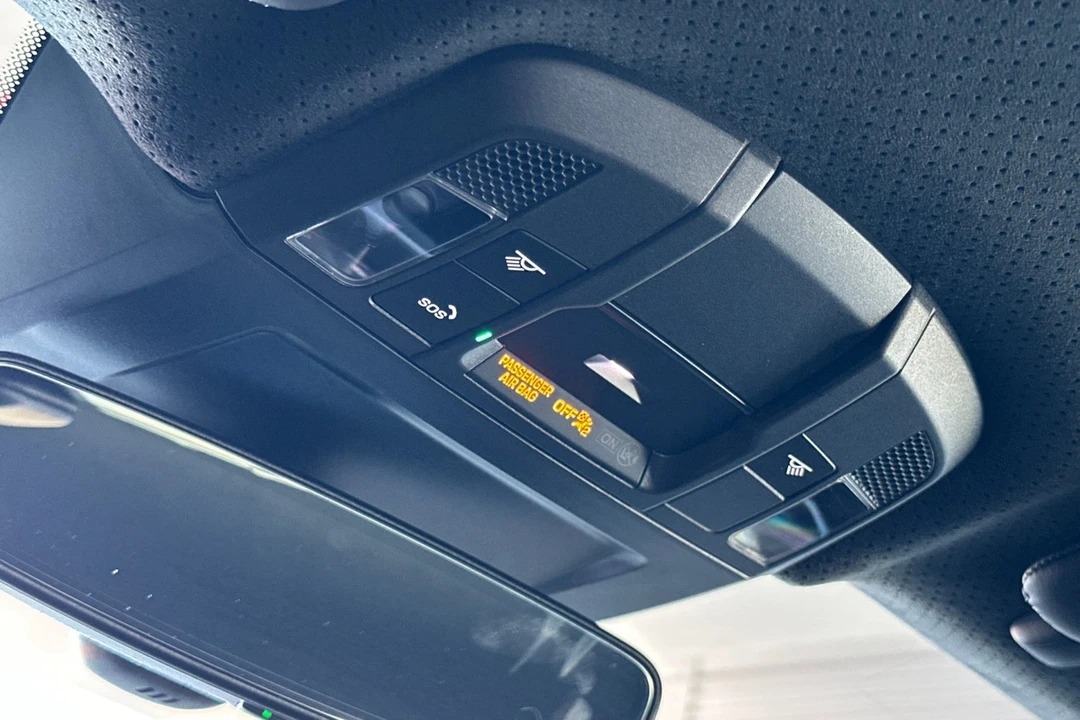 2025 Porsche 992 Turbo - Image 20 of 21
