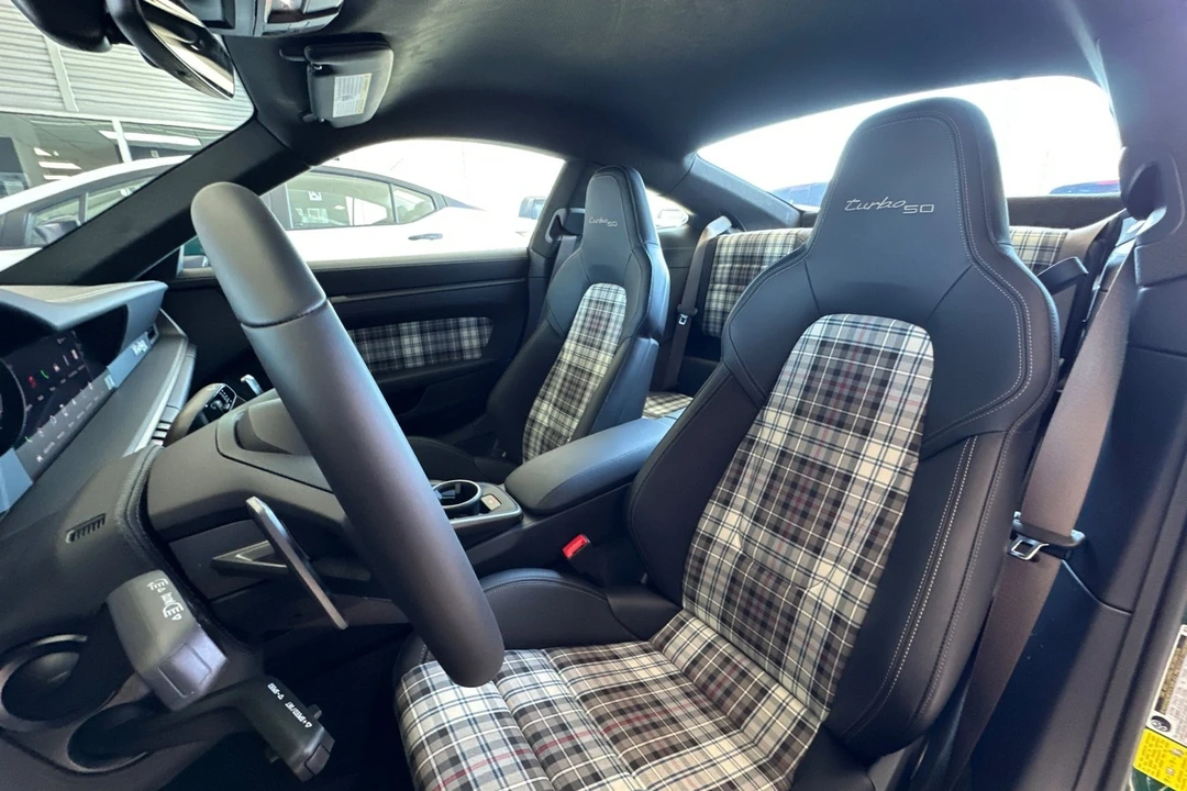 2025 Porsche 992 Turbo - Image 5 of 21