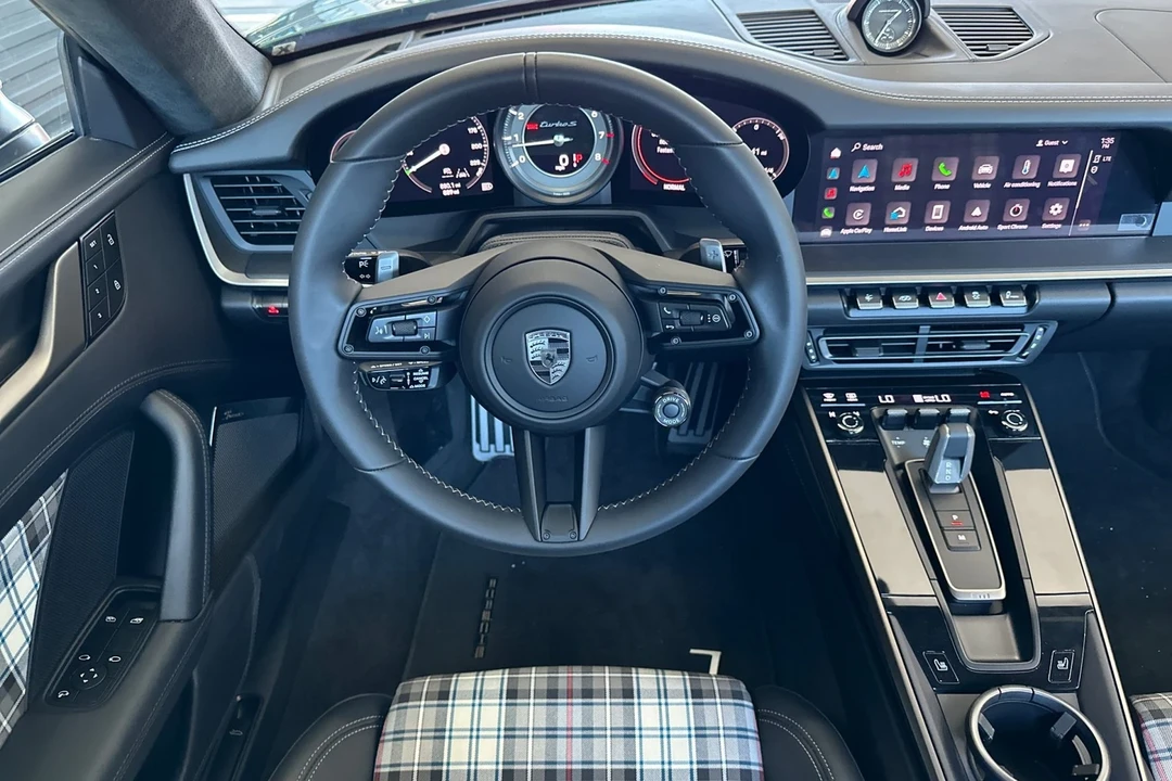 2025 Porsche 992 Turbo - Image 16 of 21