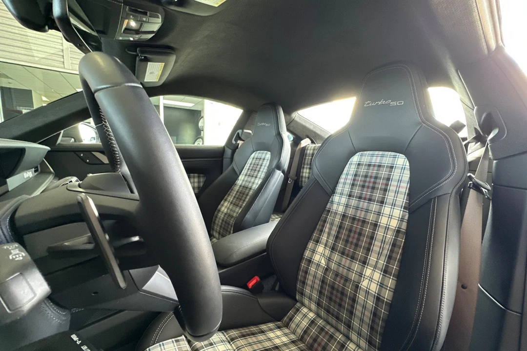 2025 Porsche 992 Turbo - Image 5 of 21