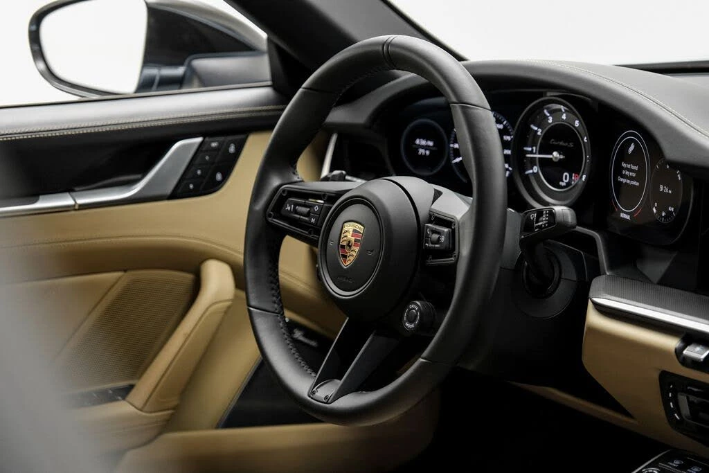 2025 Porsche 992 Turbo - Image 16 of 31