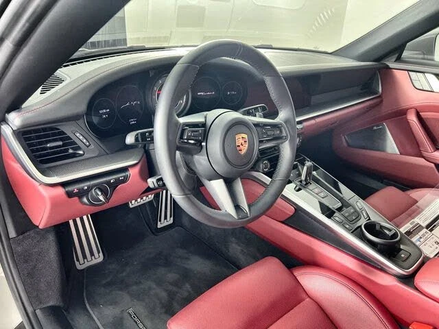 2025 Porsche 992 Turbo - Image 10 of 31