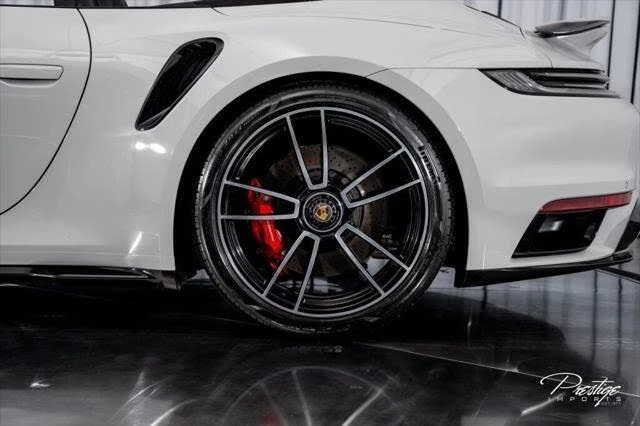 2025 Porsche 992 Turbo - Image 12 of 31