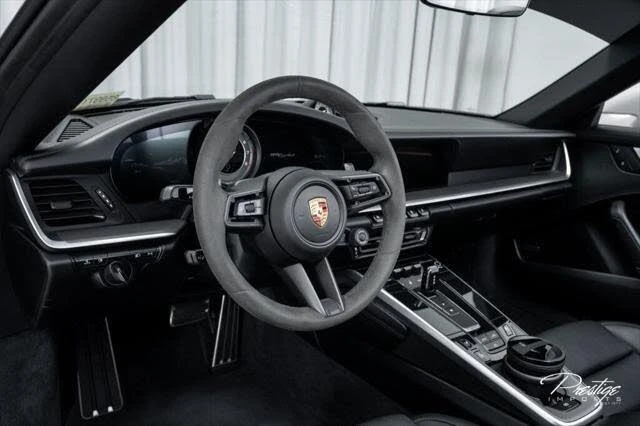 2025 Porsche 992 Turbo - Image 31 of 31