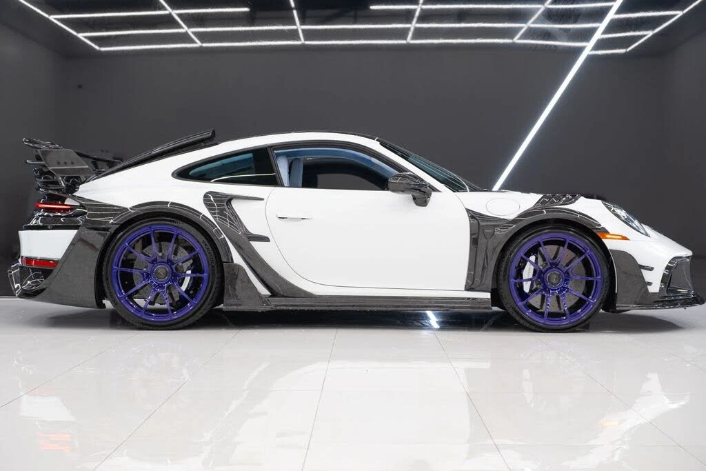 2025 Porsche 992 Turbo - Image 11 of 31