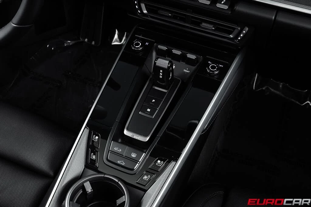 2025 Porsche 992 Turbo - Image 31 of 31