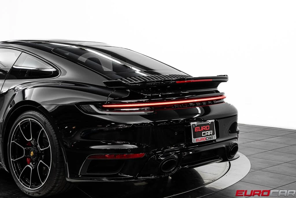 2025 Porsche 992 Turbo - Image 17 of 31