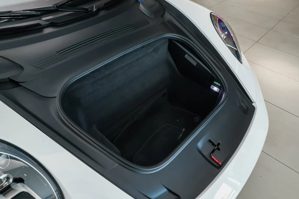 2025 Porsche 992 Turbo - Image 13 of 31
